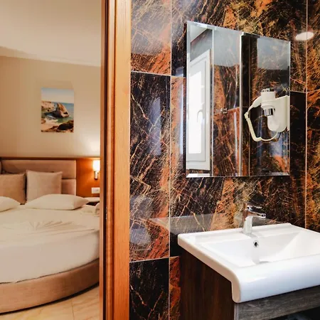 Sole Mare Hotel 4*