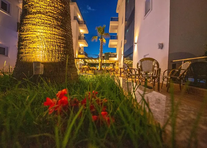 Sole Mare Отель Ксамил