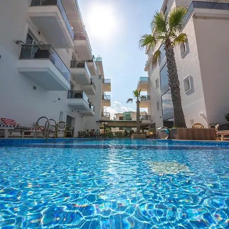 Sole Mare 4*